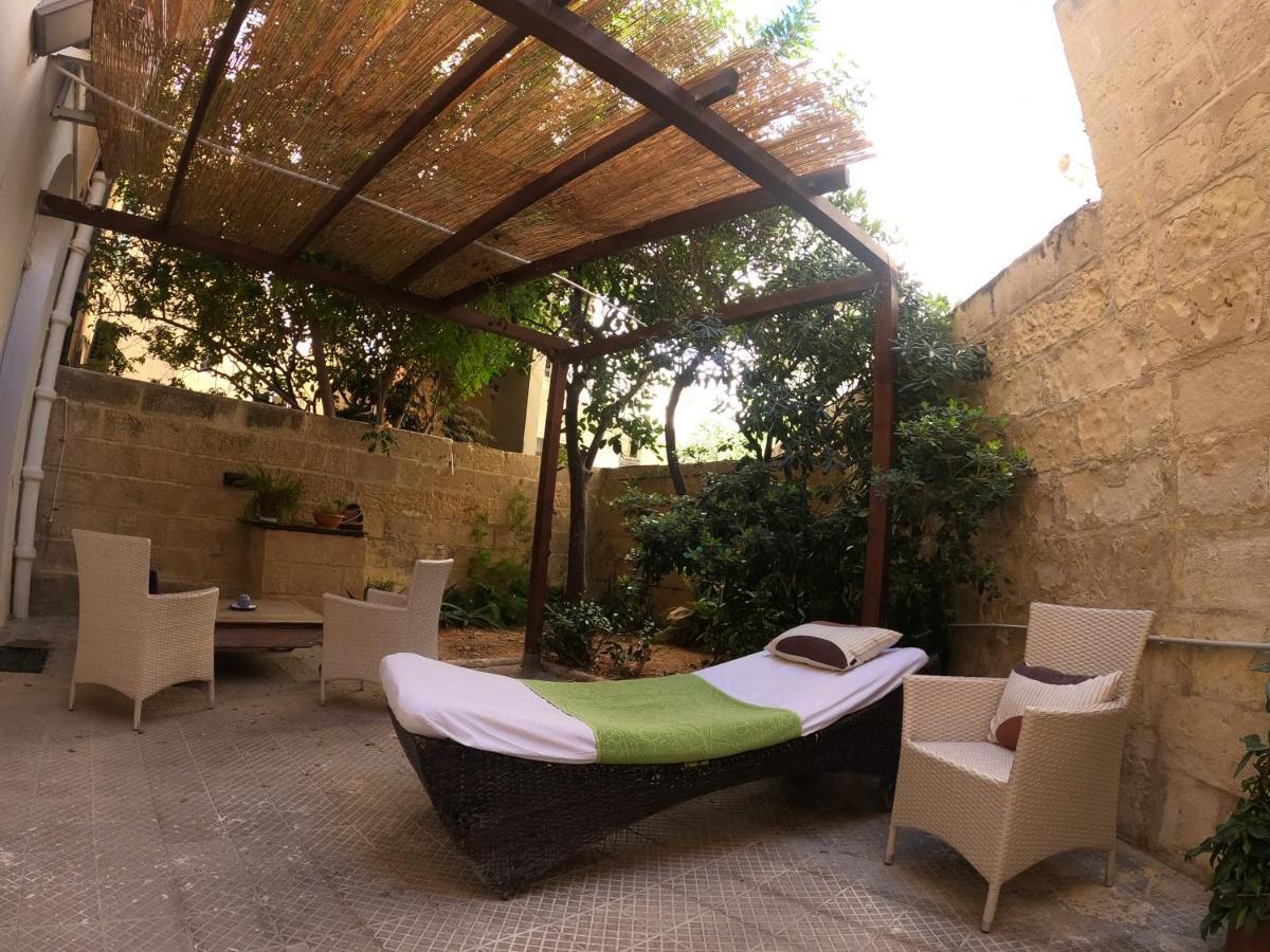 The Maltese Sun Hotell Sliema Exteriör bild